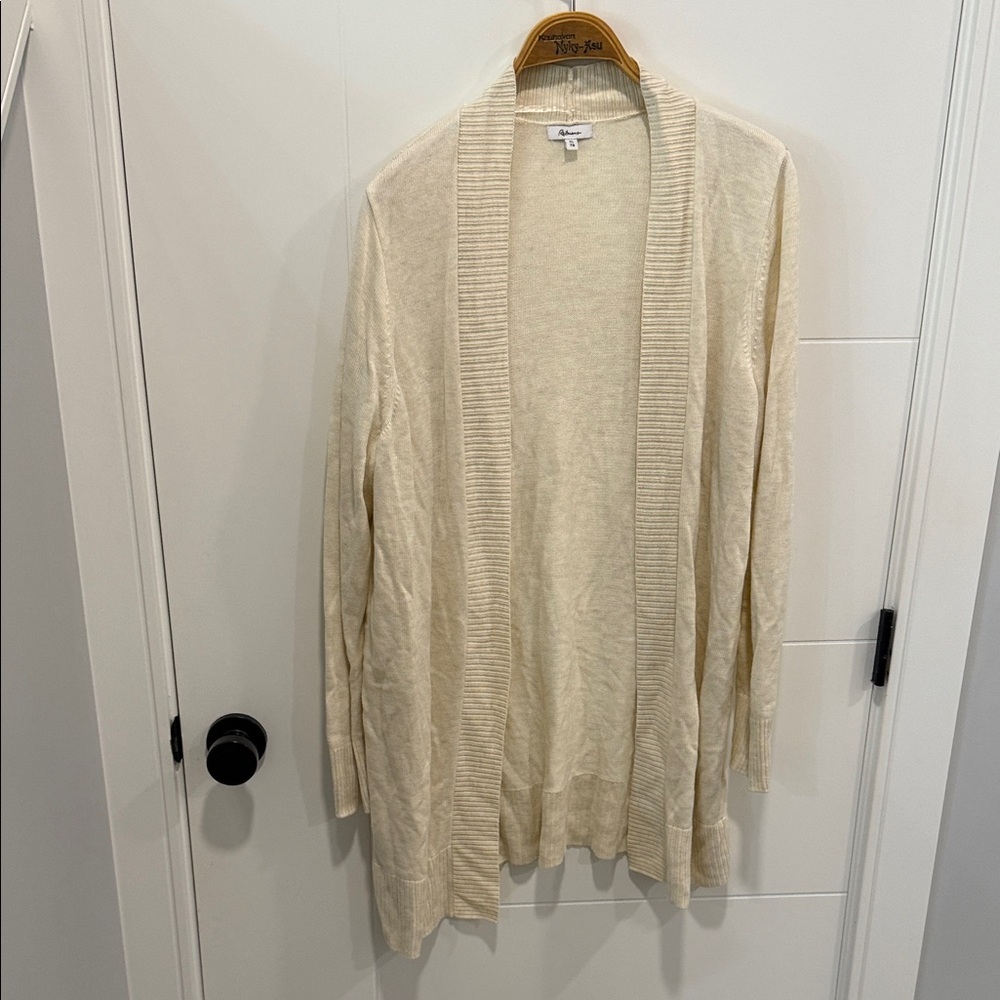 Reitmans Cream Long sleeve Cardigan size XL